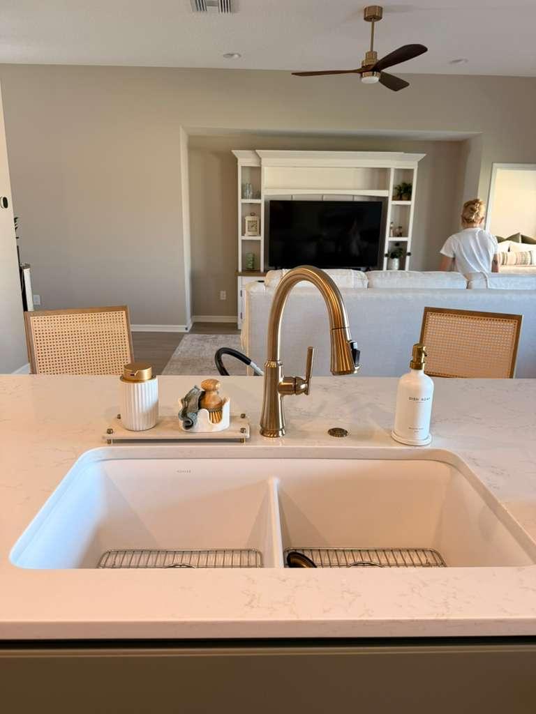 How Much Should You Charge as an Airbnb Cleaning Fee in Kissimmee FL? (2026)